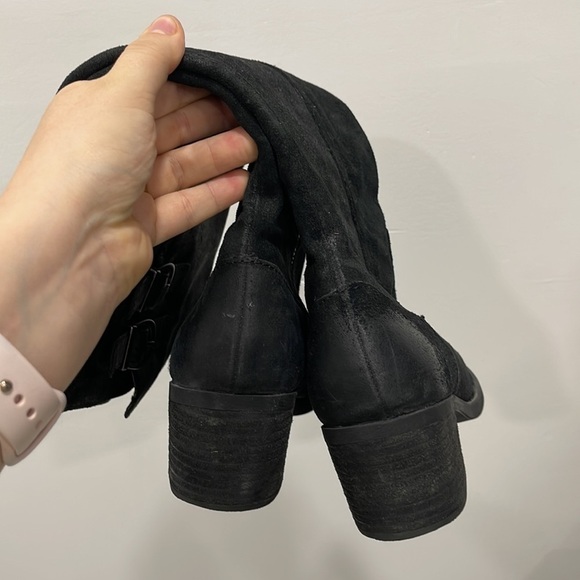 Born Basil Double Buckle Distress Black Suede Leather Heeled Riding Boot Size 8 - Picture 10 of 11
